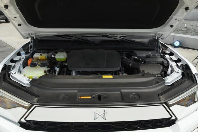 越野+长续航51m大块头搭鸿蒙座舱冰球突破华为系方盒子3把锁+智能(图5)