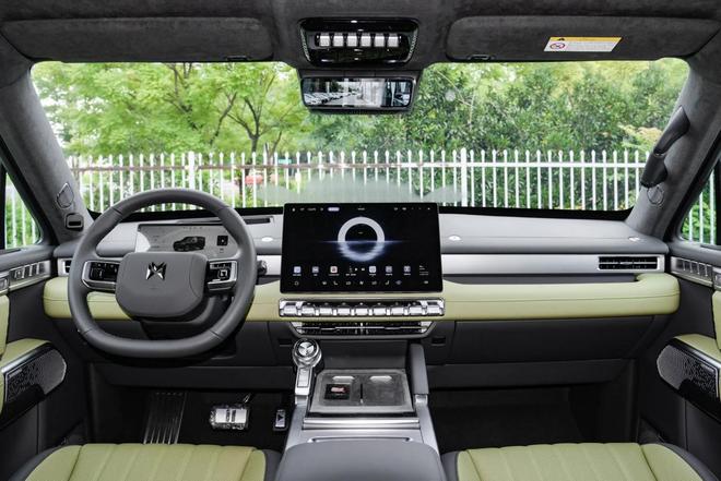 越野+长续航51m大块头搭鸿蒙座舱冰球突破华为系方盒子3把锁+智能(图6)