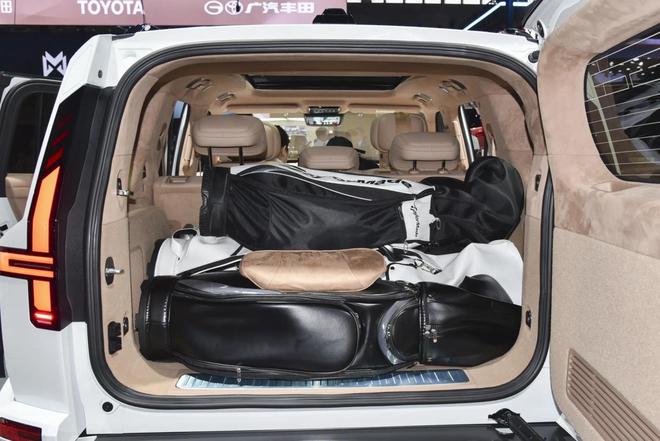 越野+长续航51m大块头搭鸿蒙座舱冰球突