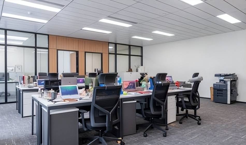 连倒下直播带货不香了？现在还能赚钱吗冰球突破游戏年销几十亿的电商巨头接(图6)