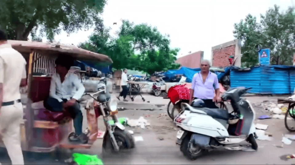 竟然夸赞印度是“伟大国家”她到底怎么了？冰球突破美女网红印度遇袭遭被8人侵犯事后(图9)